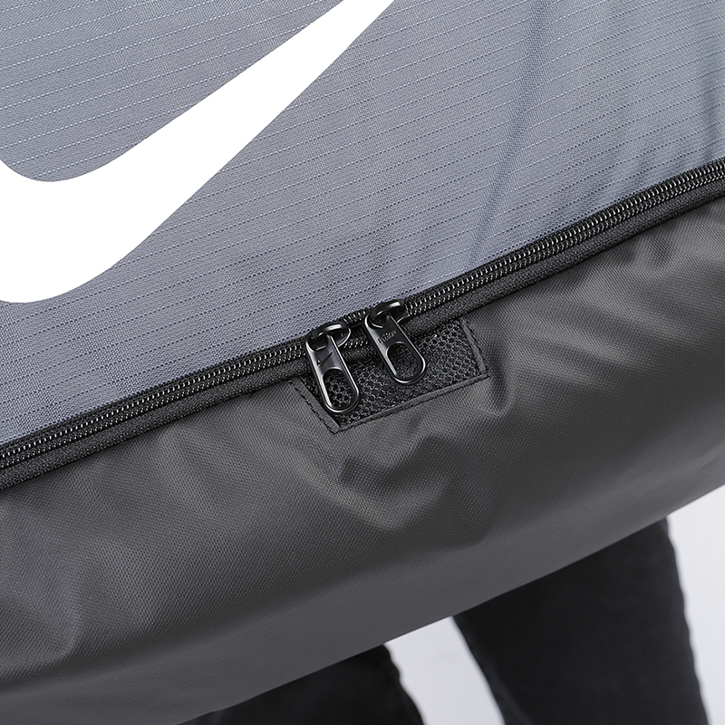  серая сумка Nike Brasilia Training Duffel Bag 60L BA5955-026 - цена, описание, фото 3
